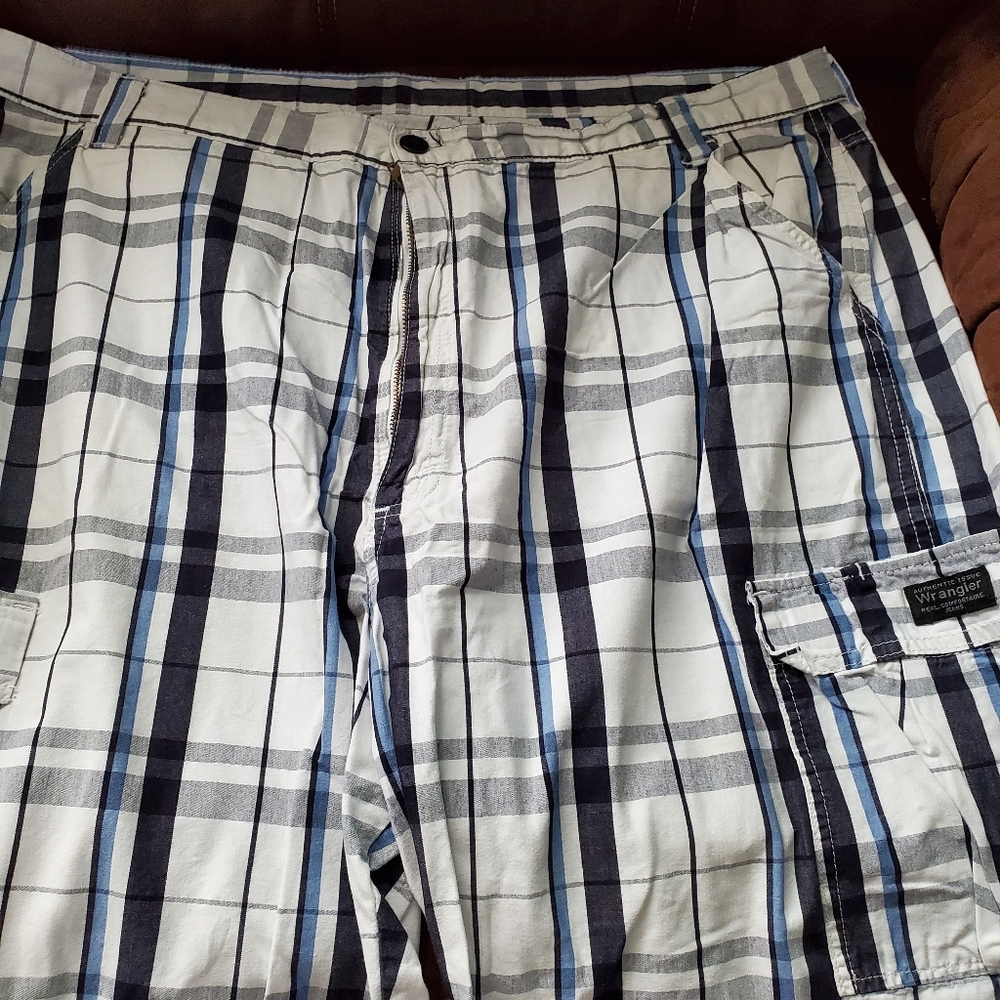 Mens cargo shorts